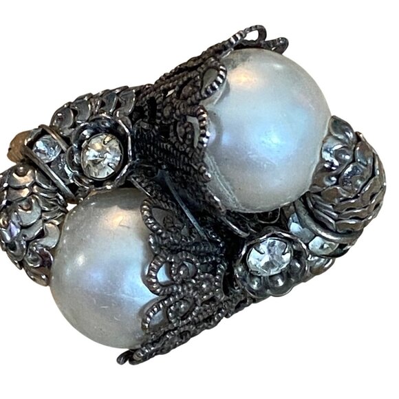 Vintage Napier Silver Tone Clip-On Earrings With Faux Pearls & Rhinestones - Picture 9 of 10